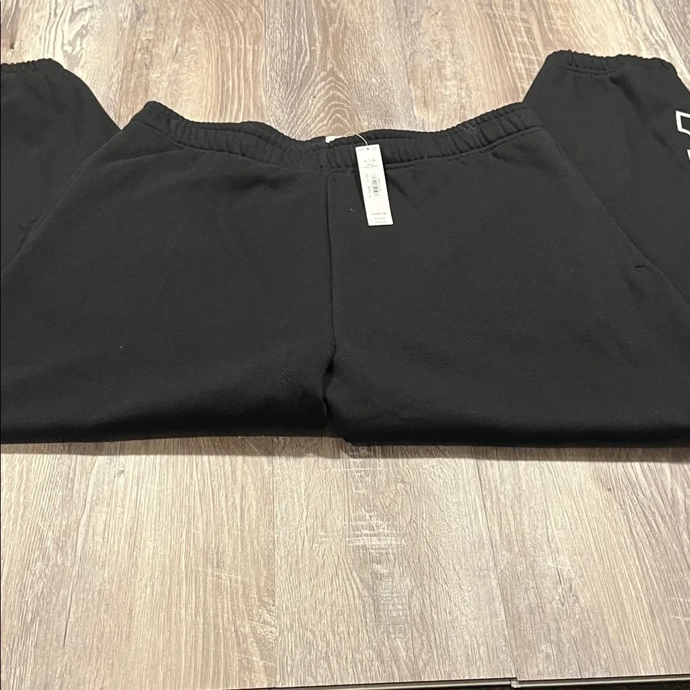 PINK Victoria’s Secret jogger Size Large New with tag - Picture 4 of 10